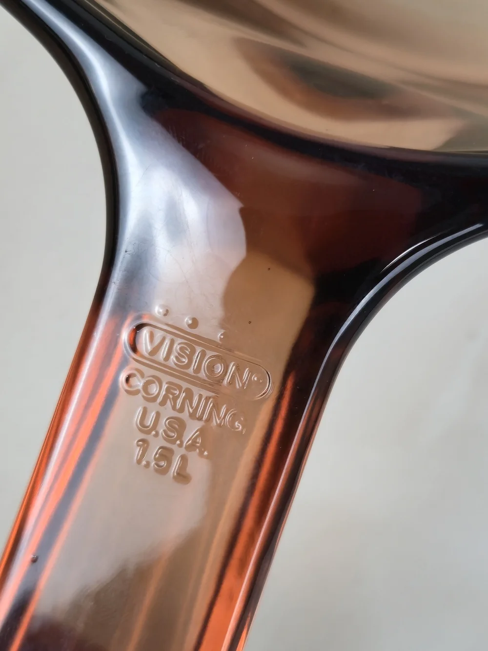Vintage Visions Corning Amber Glass 1.5L Saucepan & 2L V-20-B Saucepot